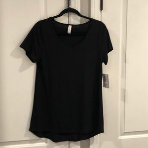 LuLaRoe Classic T, Black, Small, NWT